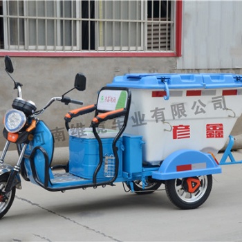 河南彥鑫牌電動(dòng)清運(yùn)保潔車減輕環(huán)衛(wèi)工人的勞動(dòng)強(qiáng)度