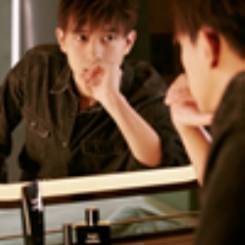 李現(xiàn)，楊紫主演的《親愛(ài)的熱愛(ài)的》劇目正招商植入