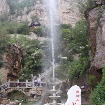 喊泉生產(chǎn)廠家喜娃游樂(lè)