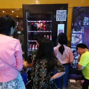 飲料吶喊機出租、飲料吶喊機喊出心里的憤怒