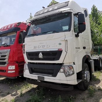 供應(yīng)豪沃T7H曼技術(shù)國六540馬力牽引車廠家促銷價