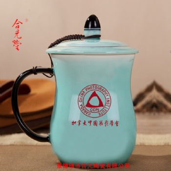定做同學(xué)聚會紀(jì)念禮品茶杯陶瓷茶杯批發(fā)價格