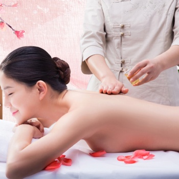 濟南正規足療。消費者可以網上下單，預約技師