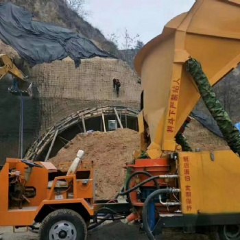 混凝土噴漿車哪家好，找弘建機(jī)械