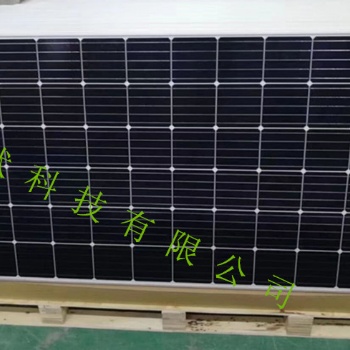 山東煙臺(tái)蘋果園5KW太陽(yáng)能離網(wǎng)發(fā)電系統(tǒng)，光伏系統(tǒng)果農(nóng)應(yīng)用