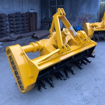 道路施工路拌機(jī) 拖拉機(jī)帶動(dòng)路面拌和機(jī)廠家 灰土拌和機(jī)