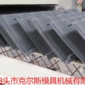 鍍鋁鋅彩砂瓦生產(chǎn)設(shè)備-河北廠家直供全國(guó)各地