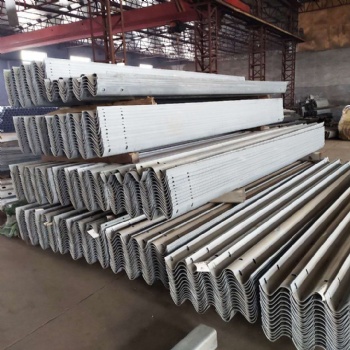 實力廠家高速公路波形護(hù)欄 橋梁防撞護(hù)欄 加工定制鍍鋅噴塑