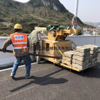 供應(yīng)吊籃式橋梁檢測車定制，橋梁檢修維護(hù)噴涂作業(yè)
