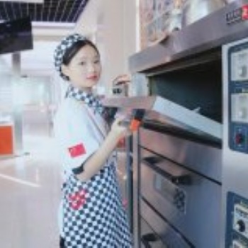 ?？谖鼽c培訓班,海南新東方烹飪學校
