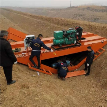 農(nóng)田排灌水渠成型機 高速邊溝渠道滑膜機 混凝土襯砌機