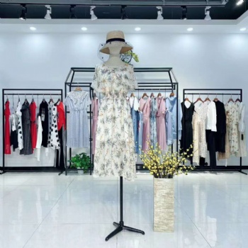 汀丁可20夏品牌尾貨女裝批發(fā) 杭州女裝折扣店直播貨源供應(yīng)