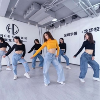 深圳舞蹈教練班包教會(huì)包就業(yè)，終身免費(fèi)進(jìn)修