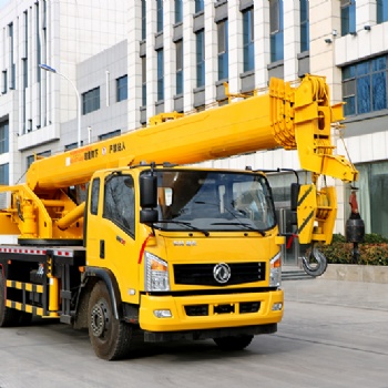 十六噸吊車(chē) 16噸東風(fēng)汽車(chē)起重機(jī)廠家報(bào)價(jià) 價(jià)格優(yōu)質(zhì)量好 售后服務(wù)**歡迎咨詢