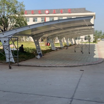 荊州膜結構小區(qū)汽車棚 摩托車棚定制熱線