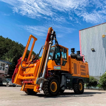 重慶公路護(hù)欄鉆孔機(jī)，公路護(hù)欄打鉆一體機(jī)