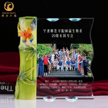 水晶校慶禮品廠家 高中畢業典禮紀念品