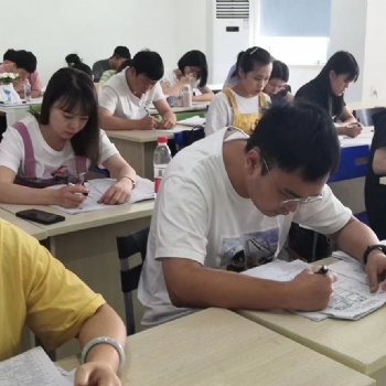 成都資料員培訓(xùn)學(xué)多久