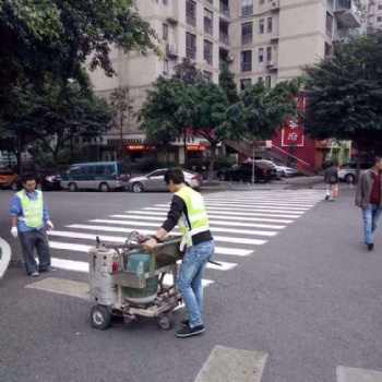 重慶工廠地面劃線公司，通道劃線，熱熔劃線，分區(qū)劃線。