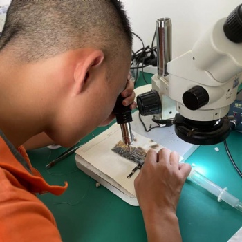 南昌找工作不如學(xué)手藝學(xué)手機維修月入上萬