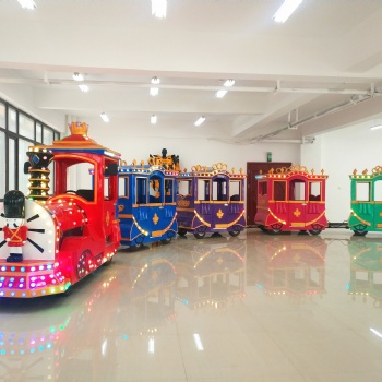 電動(dòng)火車,燃油小火車,觀光小火車,電動(dòng)觀光車價(jià)格,電動(dòng)老爺