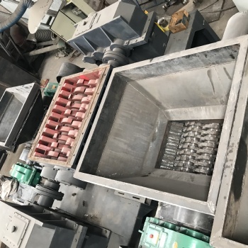 大型雙軸撕碎機，大型雙軸撕碎機價格，雙軸撕碎機生產廠家