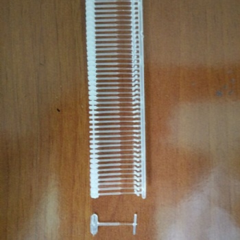 應(yīng)梯形膠針 15mm梯形膠針 黑白色膠針 洗水牛仔膠針批發(fā)