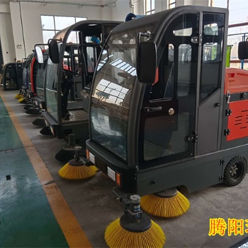 塑造企業(yè)環(huán)境就選騰陽電動(dòng)掃地車