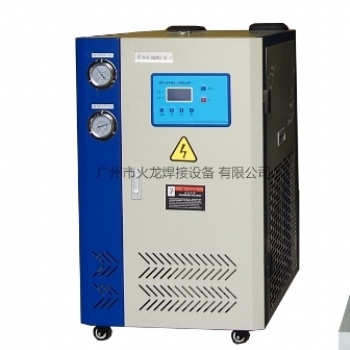 KL(C)系列工業(yè)冷水機(jī)KL(C)系列工業(yè)冷水機(jī)