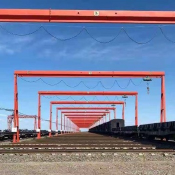 單梁龍門(mén)吊的優(yōu)勢(shì)-河南盛華重型起重機(jī)有限公司