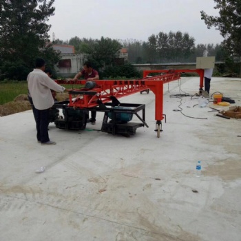 可伸縮拉紋機(jī) 現(xiàn)澆混凝土拉槽機(jī) 路面刻紋機(jī)