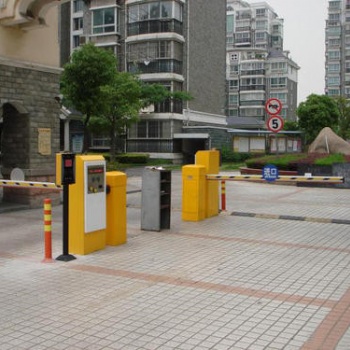 智慧云停車場系統(tǒng)管理：提升停車體驗與運營效率的關(guān)鍵