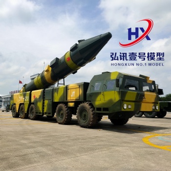 河南軍事模型廠家，專業生產可開動坦克，裝甲車，飛機模型
