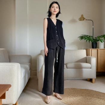 溫碧霞自創(chuàng)IRENENA服裝亞麻上衣時(shí)尚休閑單排扣馬甲